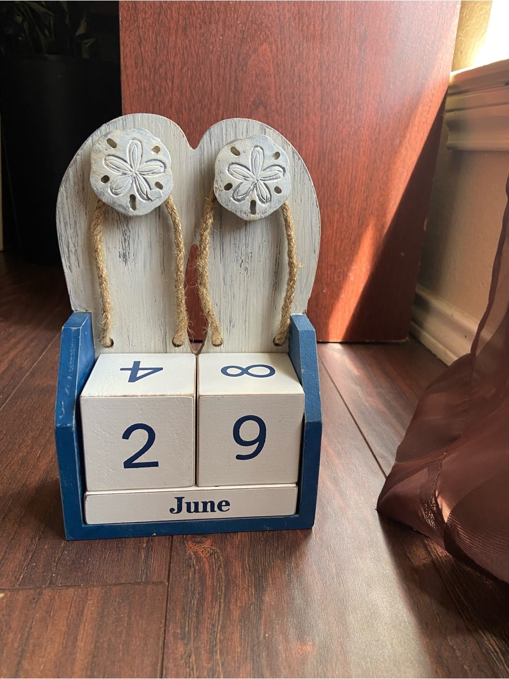 Block calendar seashell beach theme